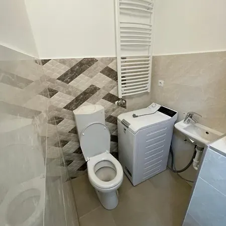 Brendon Apartman Apartment *
