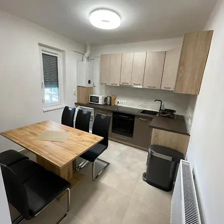Apartamento Brendon Apartman Siófok